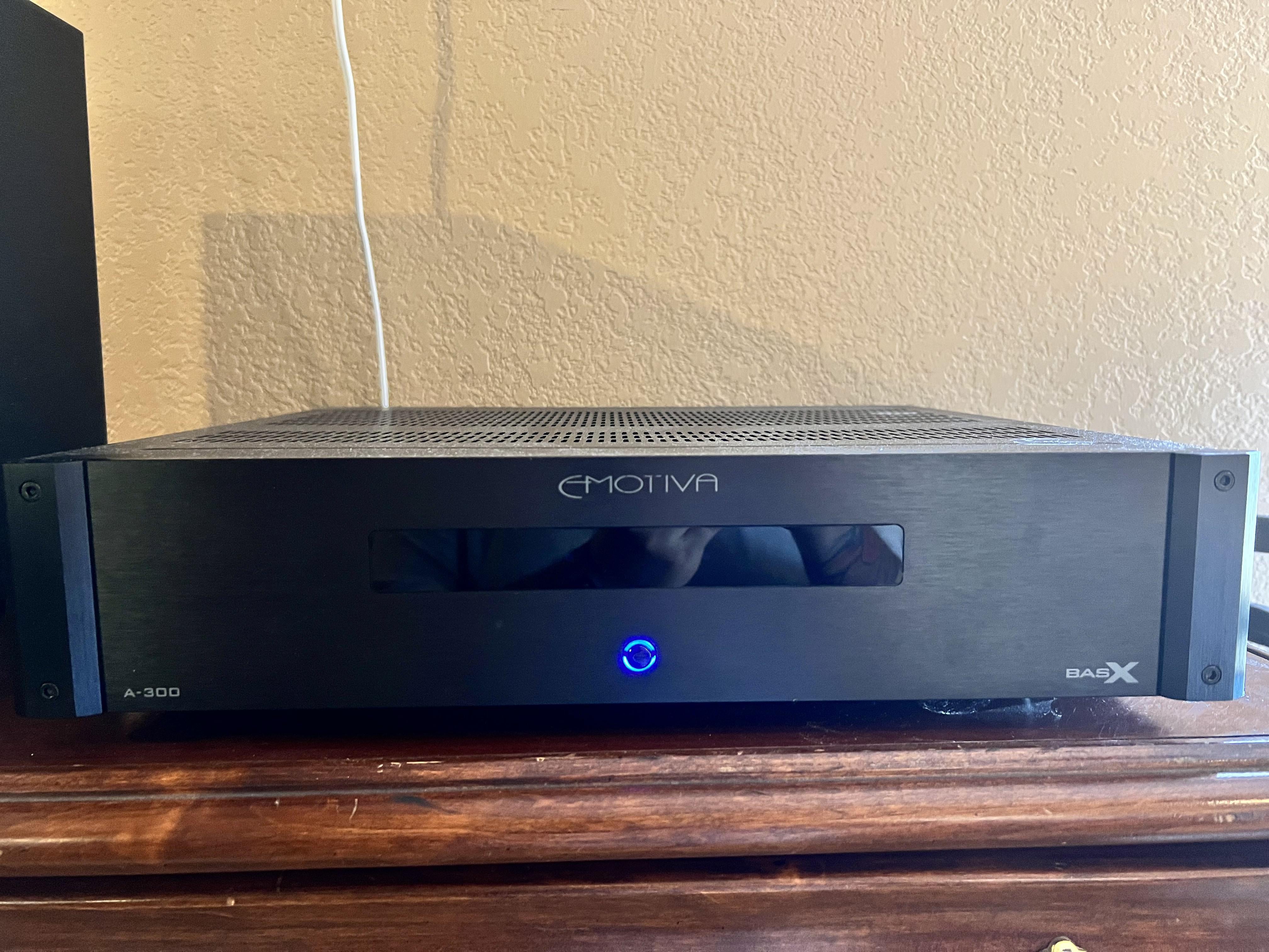 Emotiva BasX A-300