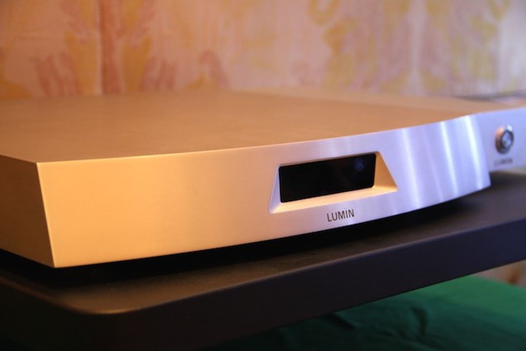 LUMIN S1